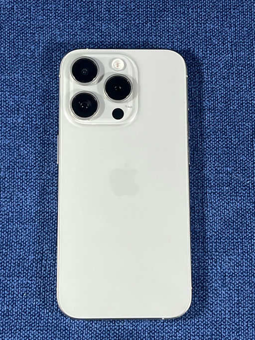 iPhone 15 Pro Titanio Natural