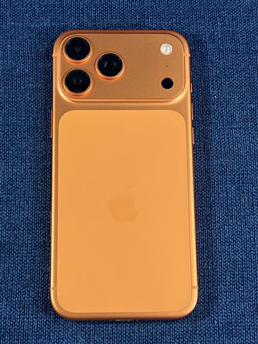 iPhone 17 Pro Max Naranja Cosmico