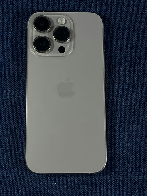 iPhone 16 Pro Titanio Natural