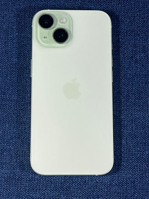 iPhone 15 Verde