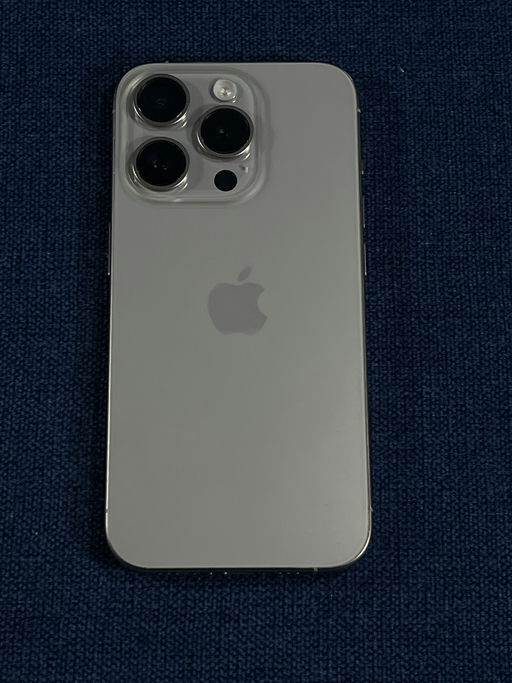 iPhone 15 Pro Titanio Natural