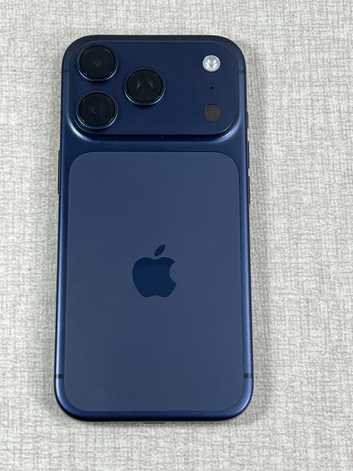 iPhone 17 Pro Azul Profundo
