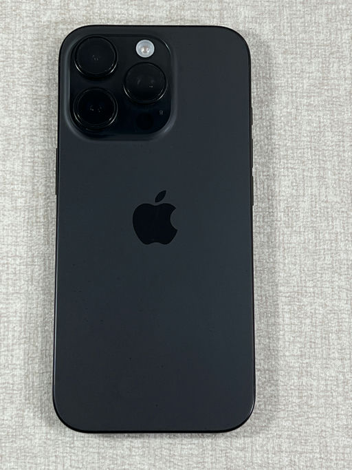 iPhone 16 Pro Titanio Negro