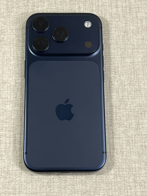 iPhone 17 Pro Azul Profundo