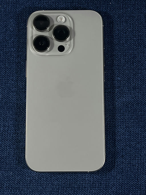 iPhone 16 Pro Titanio Natural