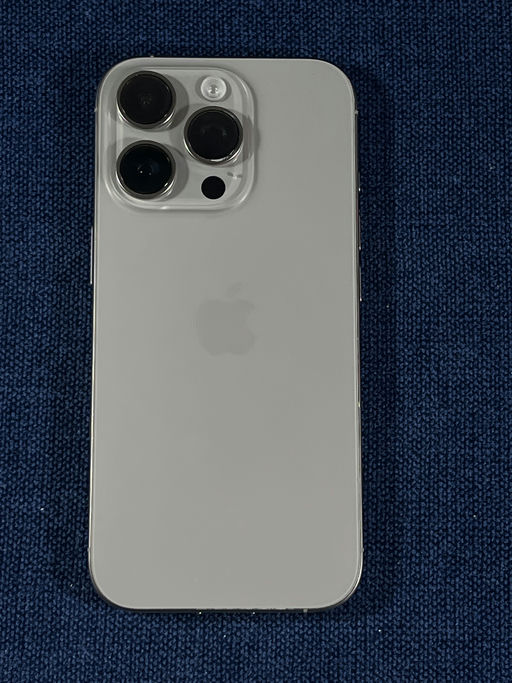 iPhone 16 Pro Titanio Natural