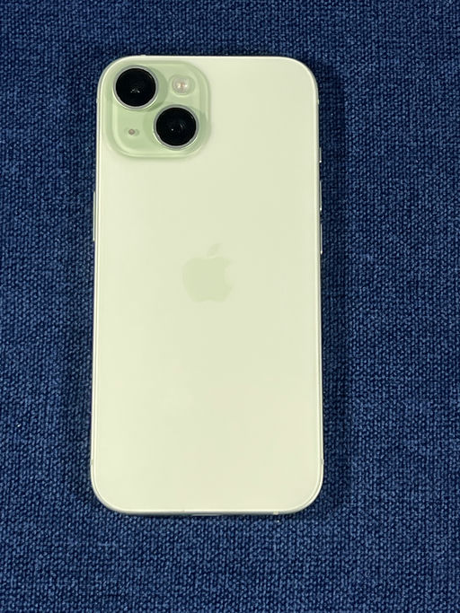 iPhone 15 Verde