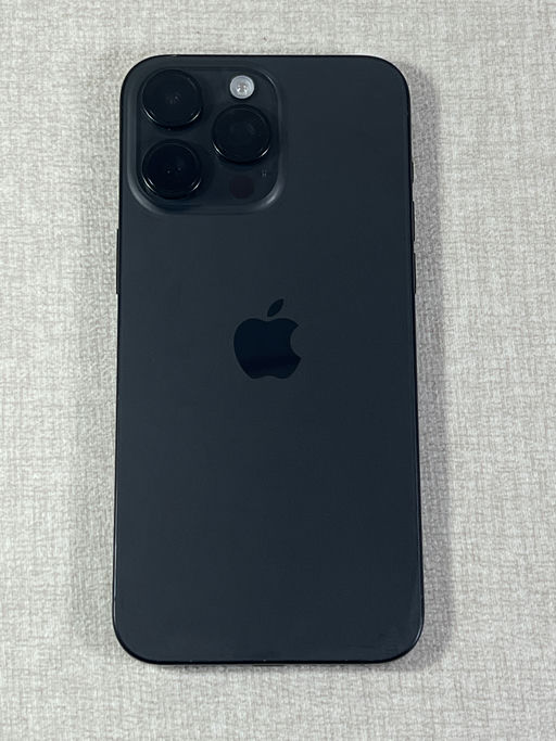 iPhone 15 Pro Max Titanio Negro