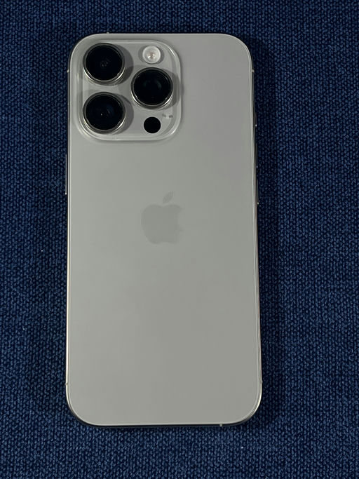 iPhone 16 Pro Titanio Natural