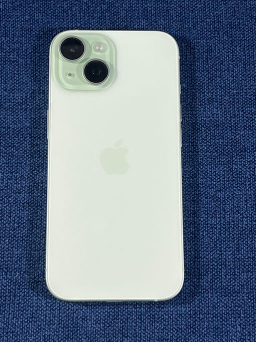 iPhone 15 Verde