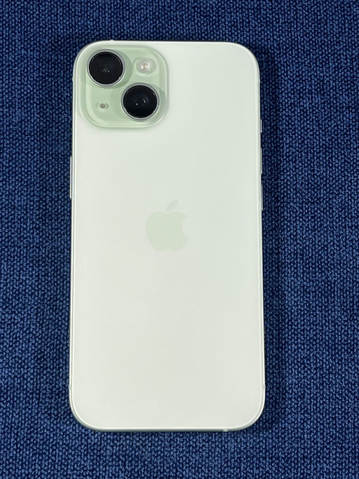 iPhone 15 Verde