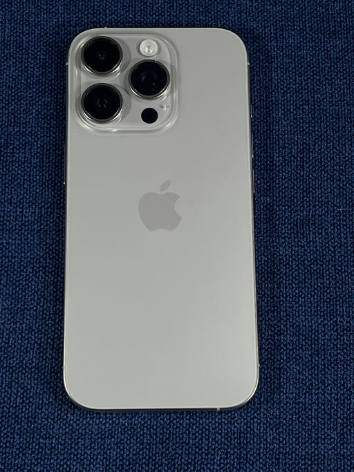 iPhone 16 Pro Titanio Natural