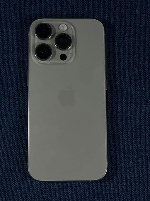 iPhone 16 Pro Titanio Natural
