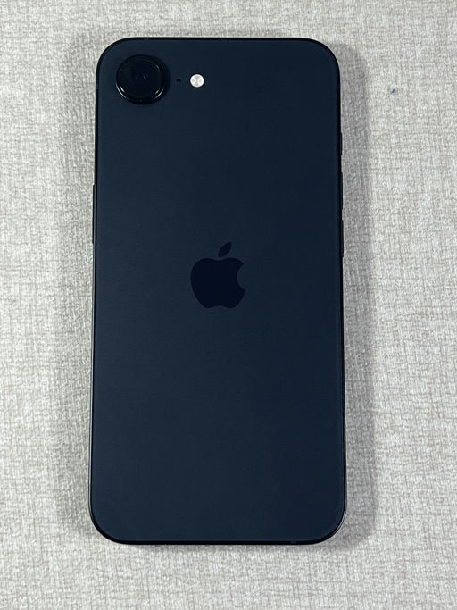 iPhone 16e Negro