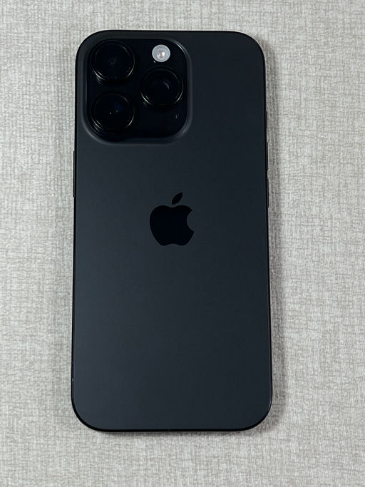 iPhone 16 Pro Titanio Negro