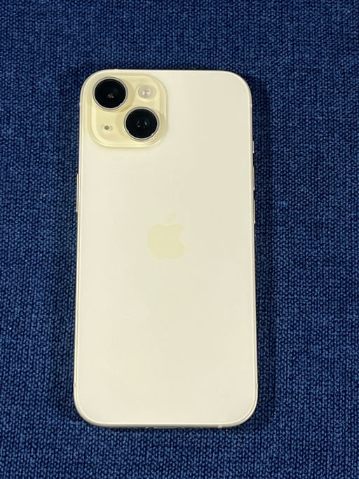 iPhone 15 Amarillo